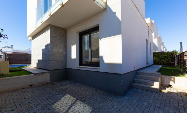 Revente - Détaché / Villa -
Orihuela - Entre Naranjos Vistabella Golf