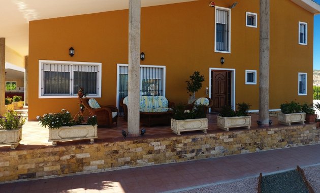 Resale - Finca   -
Orihuela