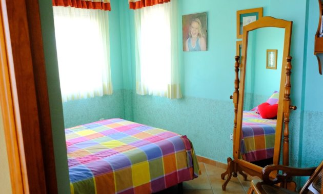 Resale - Finca   -
Orihuela