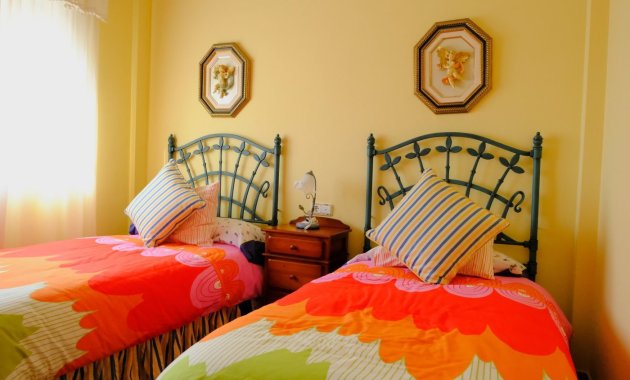 Resale - Finca   -
Orihuela