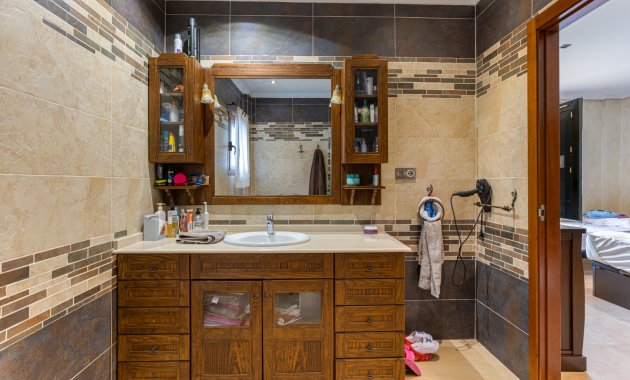 Wiederverkauf - Freistehend / Villa -
Los Montesinos - La Herrada