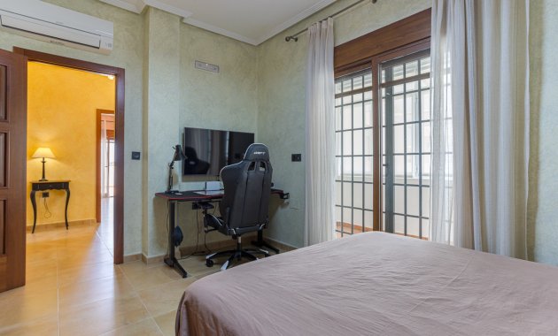 Wiederverkauf - Freistehend / Villa -
Los Montesinos - La Herrada