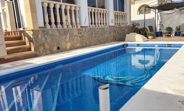 Herverkoop - Vrijstaande woning / Villa -
Torre Pacheco - Sierra Golf - Balsicas