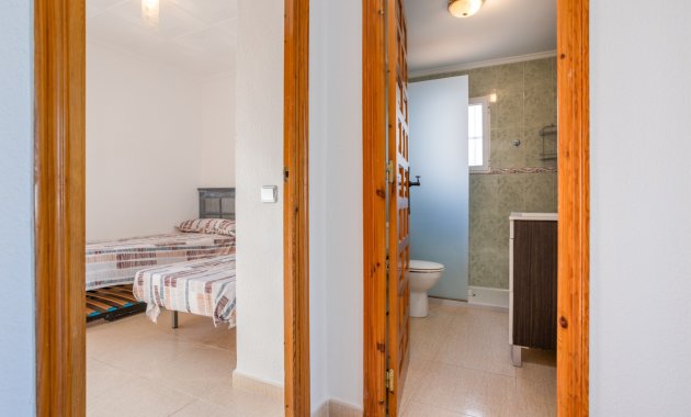 Herverkoop - Vrijstaande woning / Villa -
Torrevieja - Urbanización San Luis