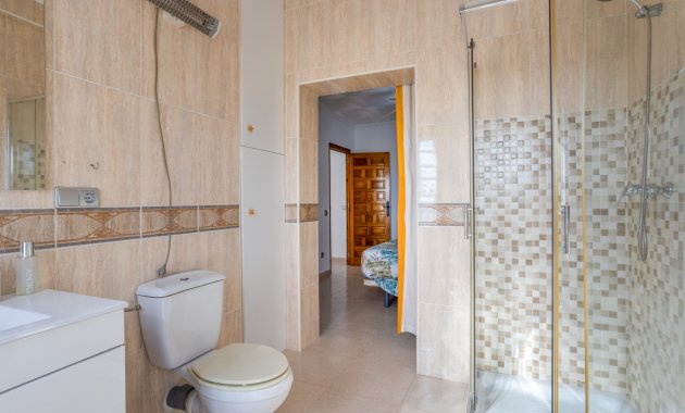 Herverkoop - Vrijstaande woning / Villa -
Torrevieja - Urbanización San Luis