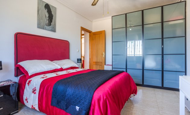 Resale - Finca   -
La Zarza