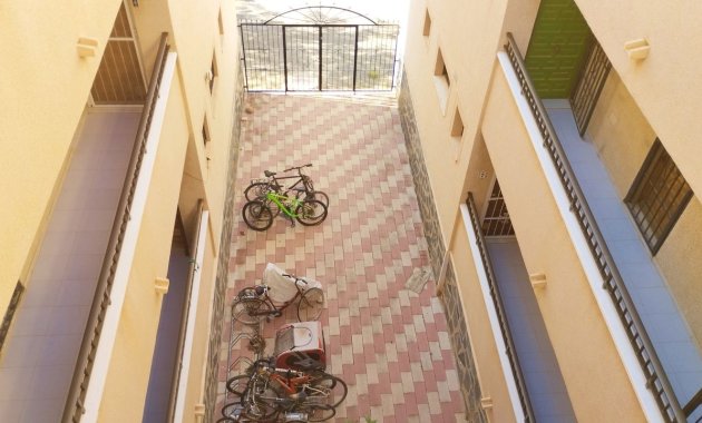 Herverkoop - Appartement -
Torrevieja - San Luis