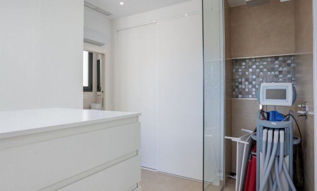 Herverkoop - Vrijstaande woning / Villa -
Benijofar