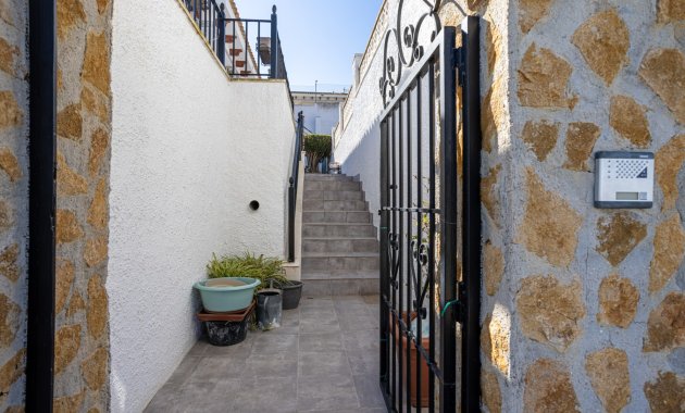 Herverkoop - Vrijstaande woning / Villa -
Bigastro - Villas Andrea