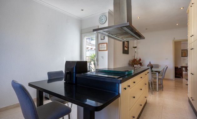 Herverkoop - Vrijstaande woning / Villa -
Bigastro - Villas Andrea