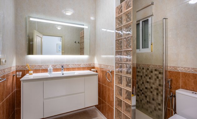 Herverkoop - Vrijstaande woning / Villa -
Bigastro - Villas Andrea