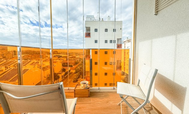 Herverkoop - Appartement -
Torrevieja - Nueva Torrevieja