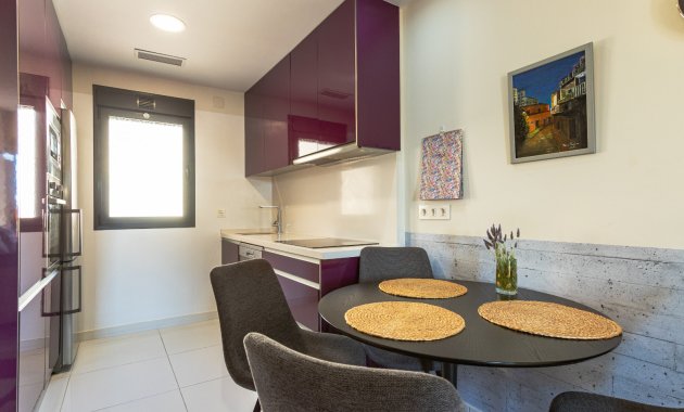 Herverkoop - Bungalow -
Los Altos