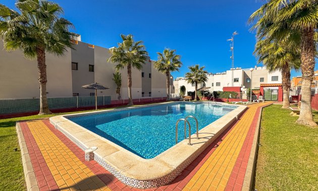 Herverkoop - Bungalow -
Los Altos