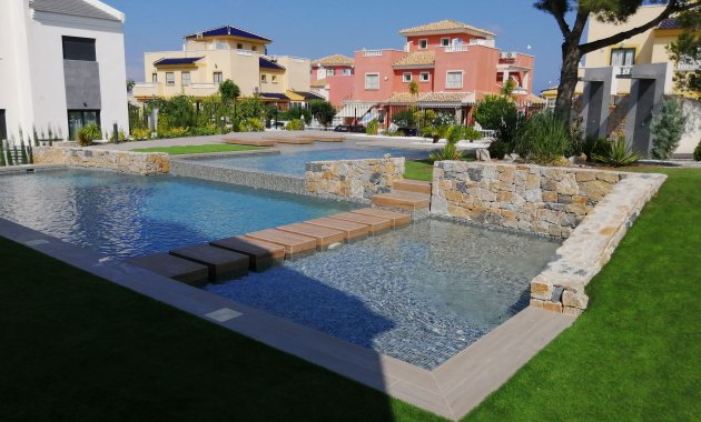 Nieuwbouw Woningen - Bungalow op verdieping -
Torrevieja