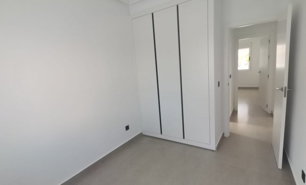 Herverkoop - Vrijstaande woning / Villa -
Algorfa - Lo Crispin