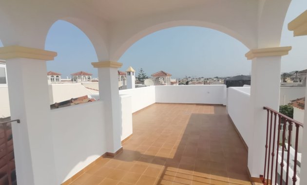 Herverkoop - Vrijstaande woning / Villa -
Algorfa - Lo Crispin