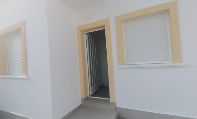 Herverkoop - Vrijstaande woning / Villa -
Algorfa - Lo Crispin