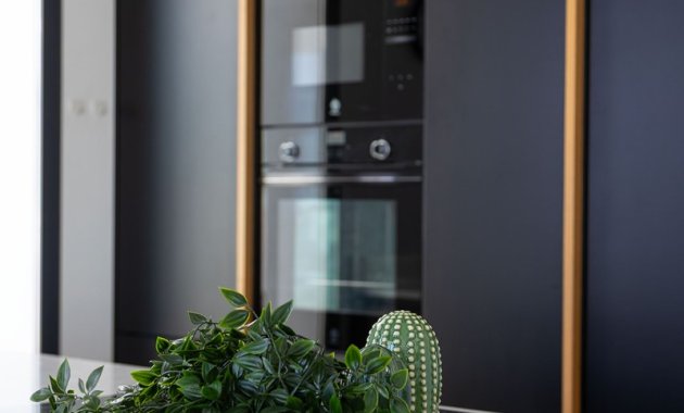 Herverkoop - Geschakelde Villa -
Dolores