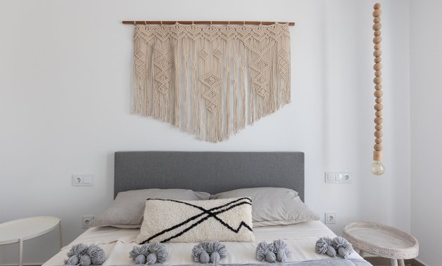 Herverkoop - Geschakelde Villa -
Dolores