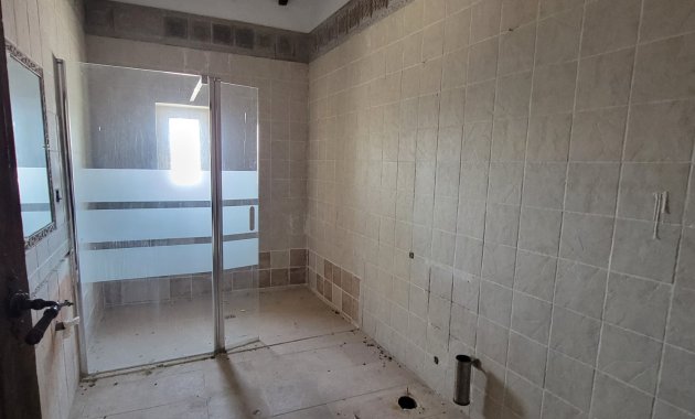 Resale - Finca   -
Torremendo