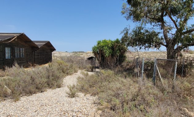 Resale - Finca   -
Torremendo