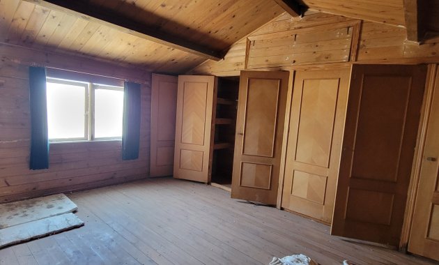 Resale - Finca   -
Torremendo