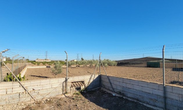 Resale - Finca   -
San Miguel de Salinas