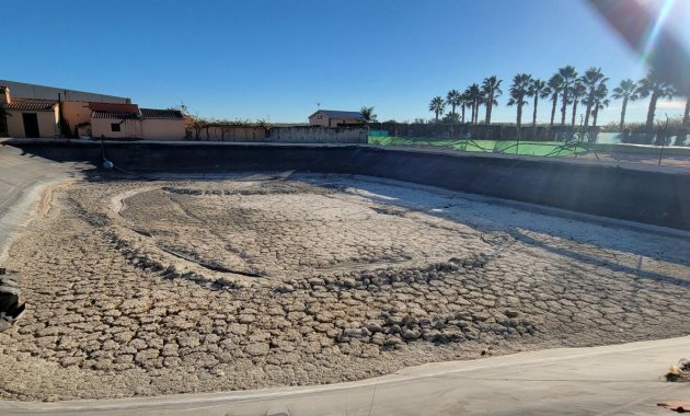 Resale - Finca   -
San Miguel de Salinas