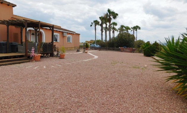 Wiederverkauf - Freistehend / Villa -
Dolores