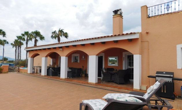 Wiederverkauf - Freistehend / Villa -
Dolores