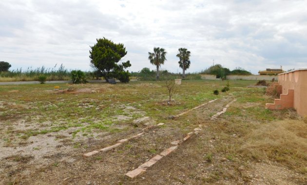 Wiederverkauf - Freistehend / Villa -
Dolores