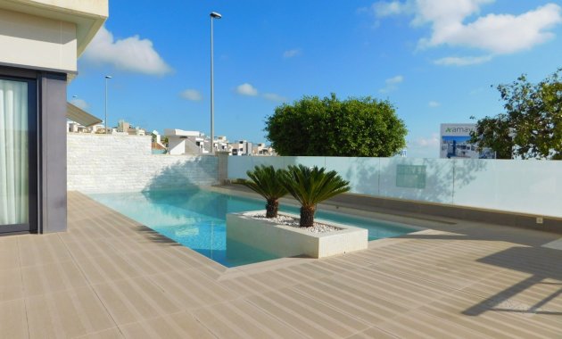 Resale - Detached House / Villa -
San Miguel de Salinas