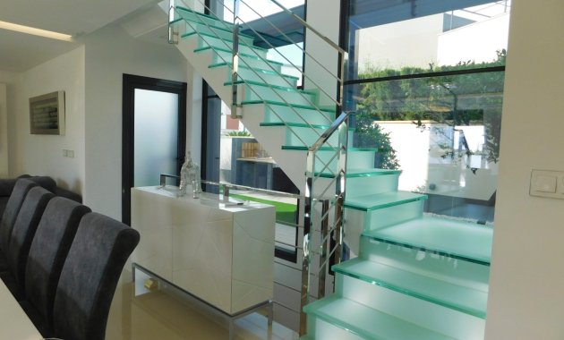 Resale - Detached House / Villa -
San Miguel de Salinas