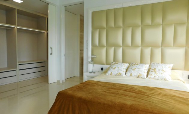 Resale - Detached House / Villa -
San Miguel de Salinas