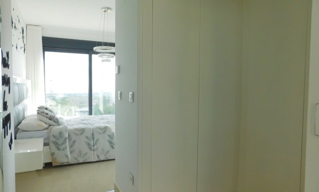 Resale - Detached House / Villa -
San Miguel de Salinas