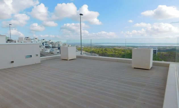 Resale - Detached House / Villa -
San Miguel de Salinas