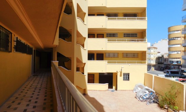 Herverkoop - Appartement -
Torrevieja