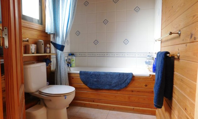 Herverkoop - Finca   -
Torremendo