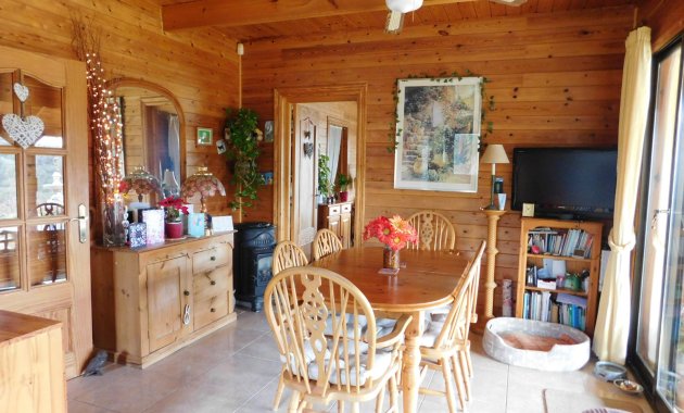 Herverkoop - Finca   -
Torremendo