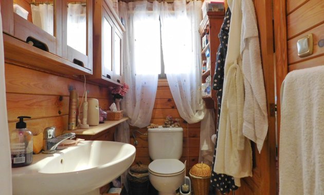 Herverkoop - Finca   -
Torremendo