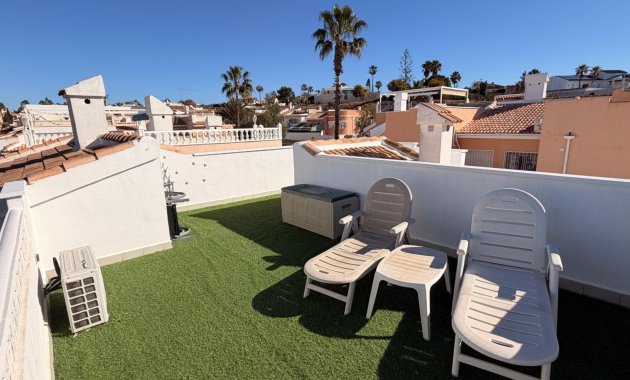 Herverkoop - Geschakelde Villa -
Ciudad Quesada - Rojales - Rojales