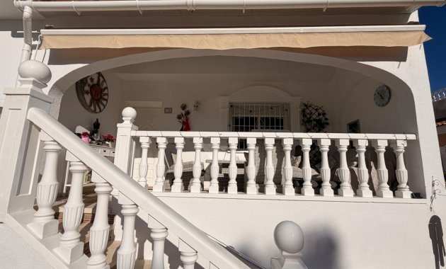 Herverkoop - Geschakelde Villa -
Ciudad Quesada - Rojales - Rojales