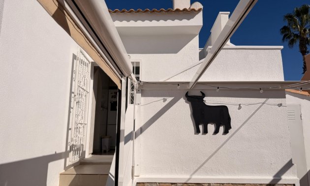 Herverkoop - Geschakelde Villa -
Ciudad Quesada - Rojales - Rojales