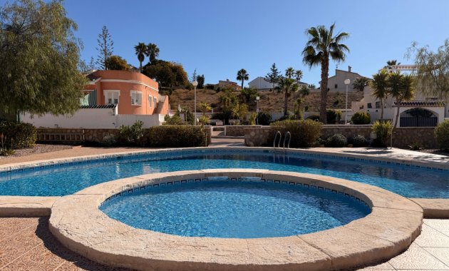 Herverkoop - Geschakelde Villa -
Ciudad Quesada - Rojales - Rojales