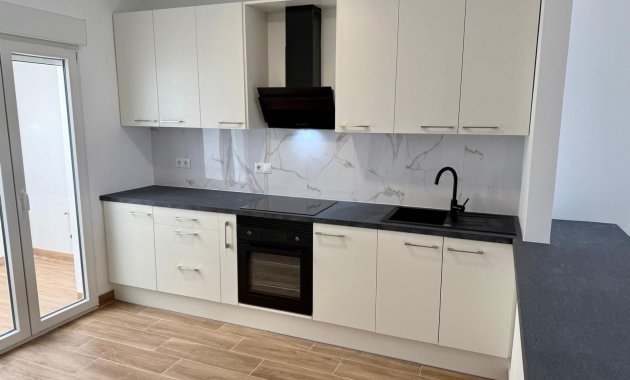 Herverkoop - Geschakelde Villa -
Ciudad Quesada - Rojales - Rojales