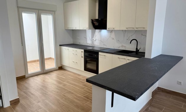 Herverkoop - Geschakelde Villa -
Ciudad Quesada - Rojales - Rojales