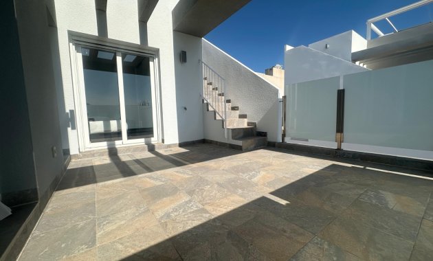 Herverkoop - Vrijstaande woning / Villa -
Torrevieja