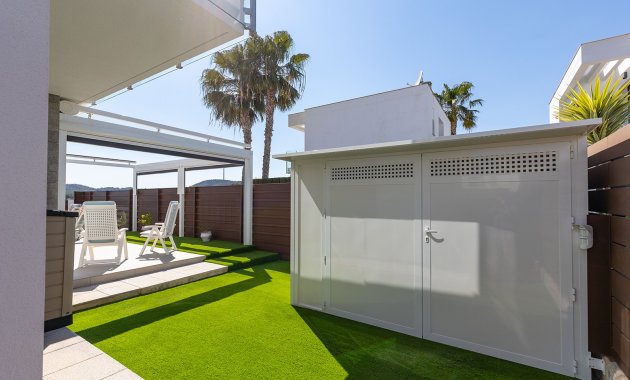 Herverkoop - Vrijstaande woning / Villa -
Orihuela - Vistabella Golf