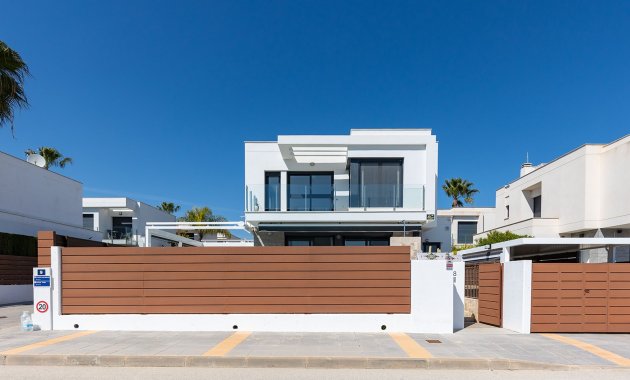 Herverkoop - Vrijstaande woning / Villa -
Orihuela - Vistabella Golf